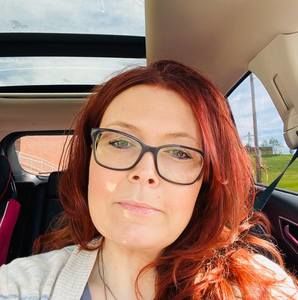 Meet your Posher, Becky